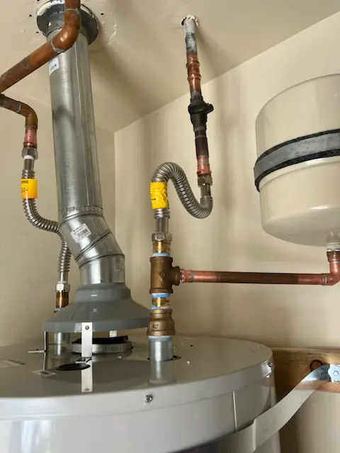 Water heater installation and plumbing repair in Sugarland Run